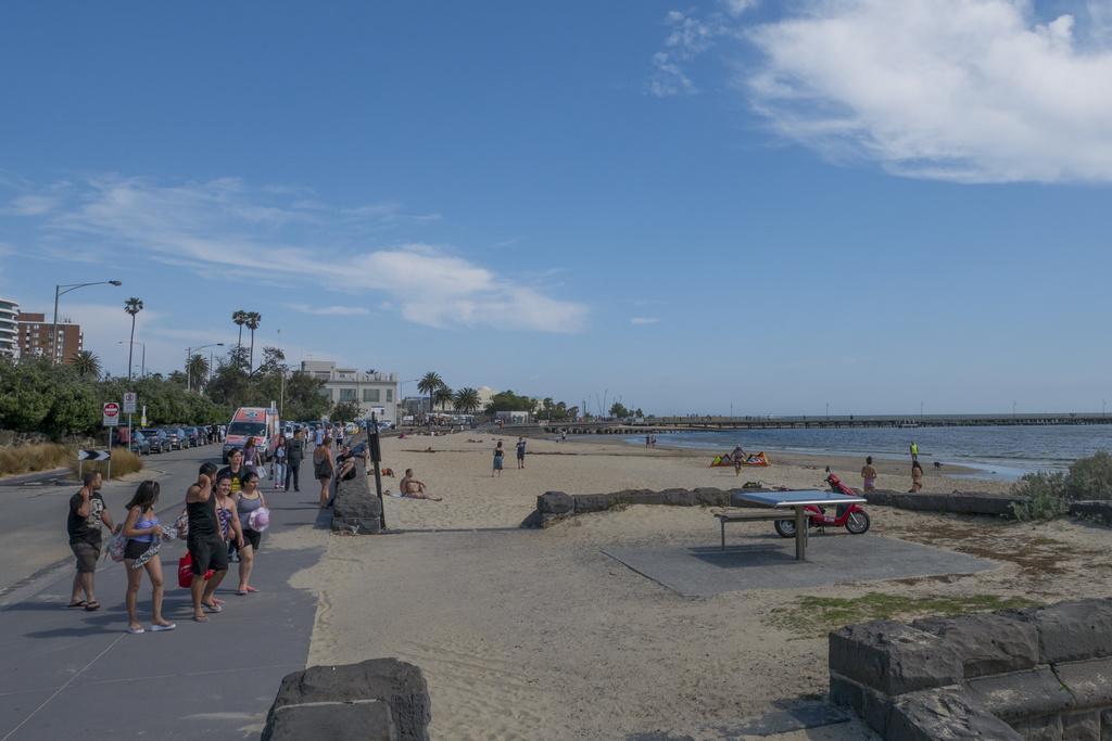 Apartament ☆ Heart Of St Kilda ☆ Infinity Pool+Parking+Wifi Melbourne Zewnętrze zdjęcie
