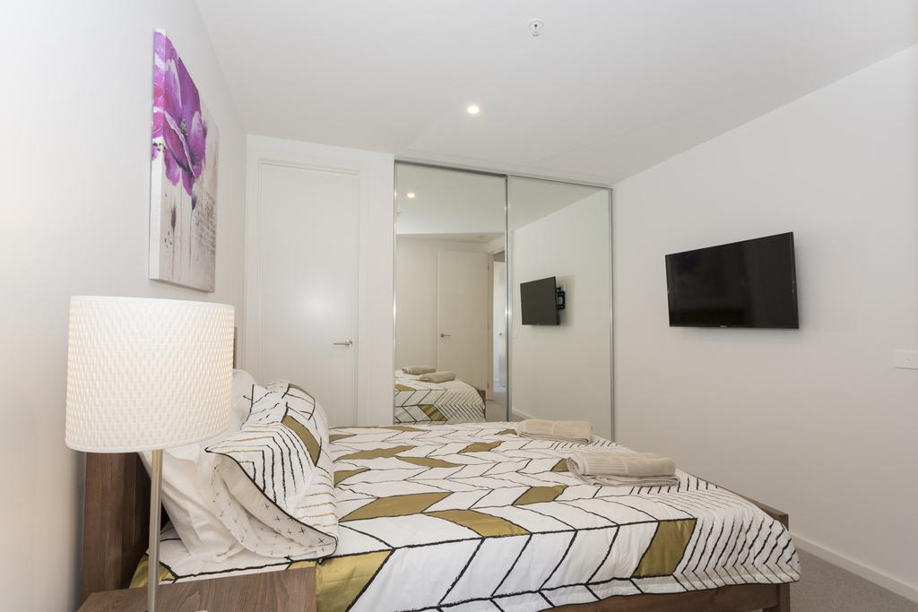 Apartament ☆ Heart Of St Kilda ☆ Infinity Pool+Parking+Wifi Melbourne Zewnętrze zdjęcie